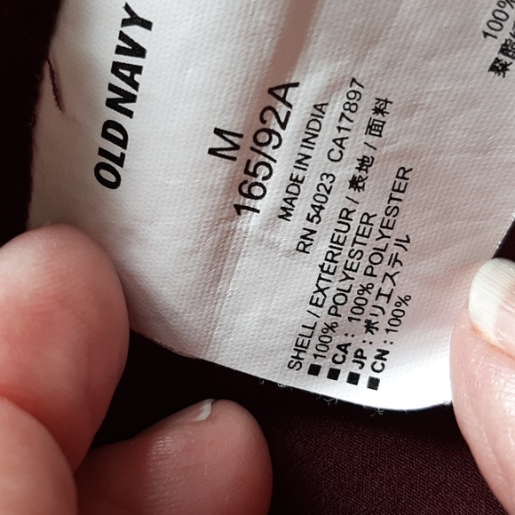 Old Navy blouse. long sleeved pull on .  Size Medium.  Burgundy. - Picture 9 of 13